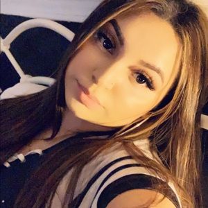 Meet your Posher, Marissa